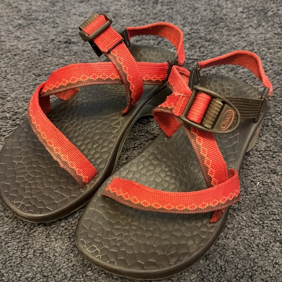 Chacos - Picture 1 of 4